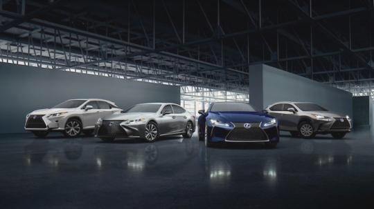 Lexus запускає компанію «Fast as h» для підняття популярності гібридів 4a4e4c323ea738ce974529024b2f8df9