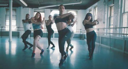 Танцюрист трансгендер в новій рекламі Nike 6dcb2f613841837e6c302bda6b460527